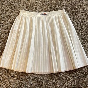 Vintage ellesse pleated tennis skirt